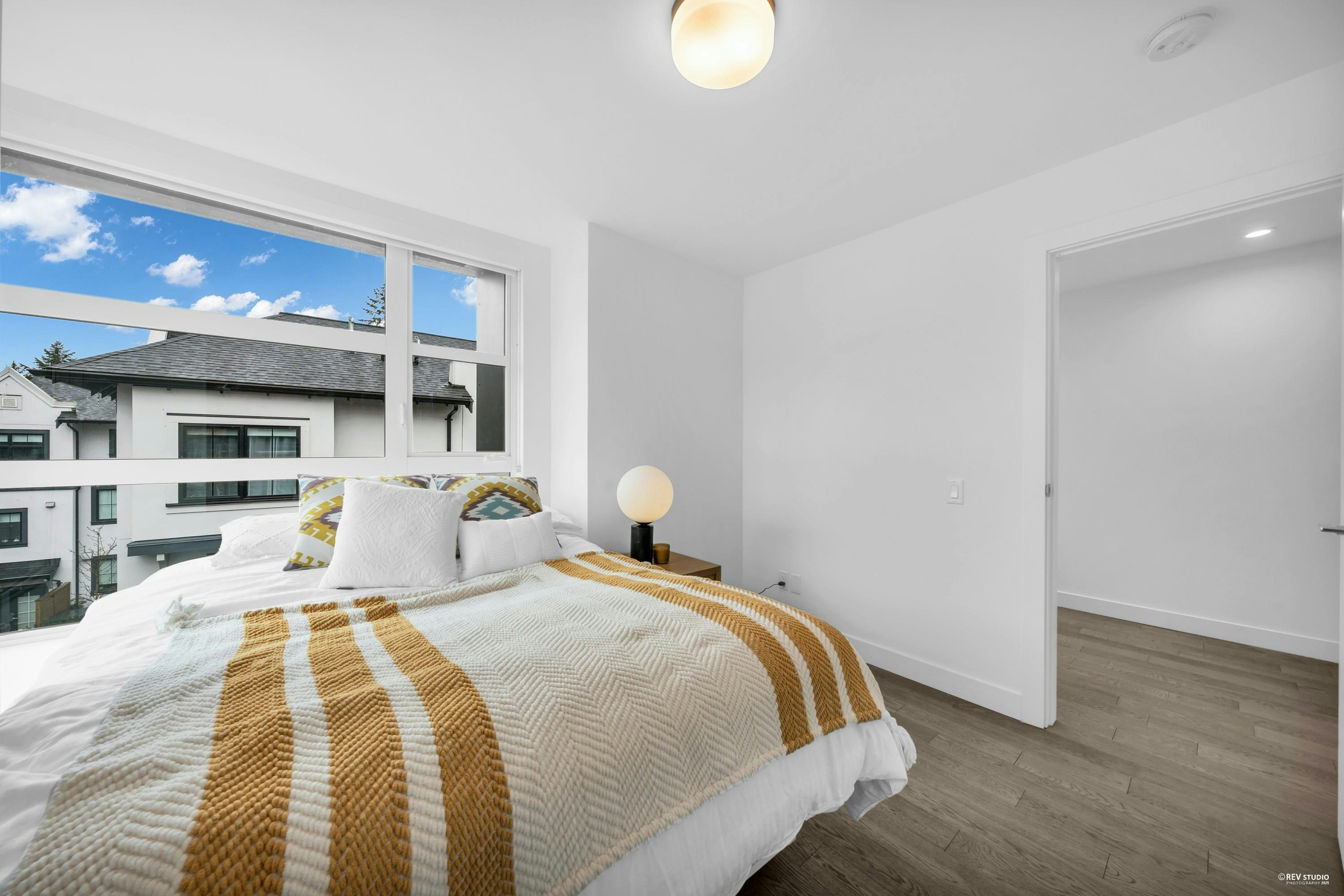 227-2060 Curling Road, North Vancouver, BC, V7P 1X4 - 22