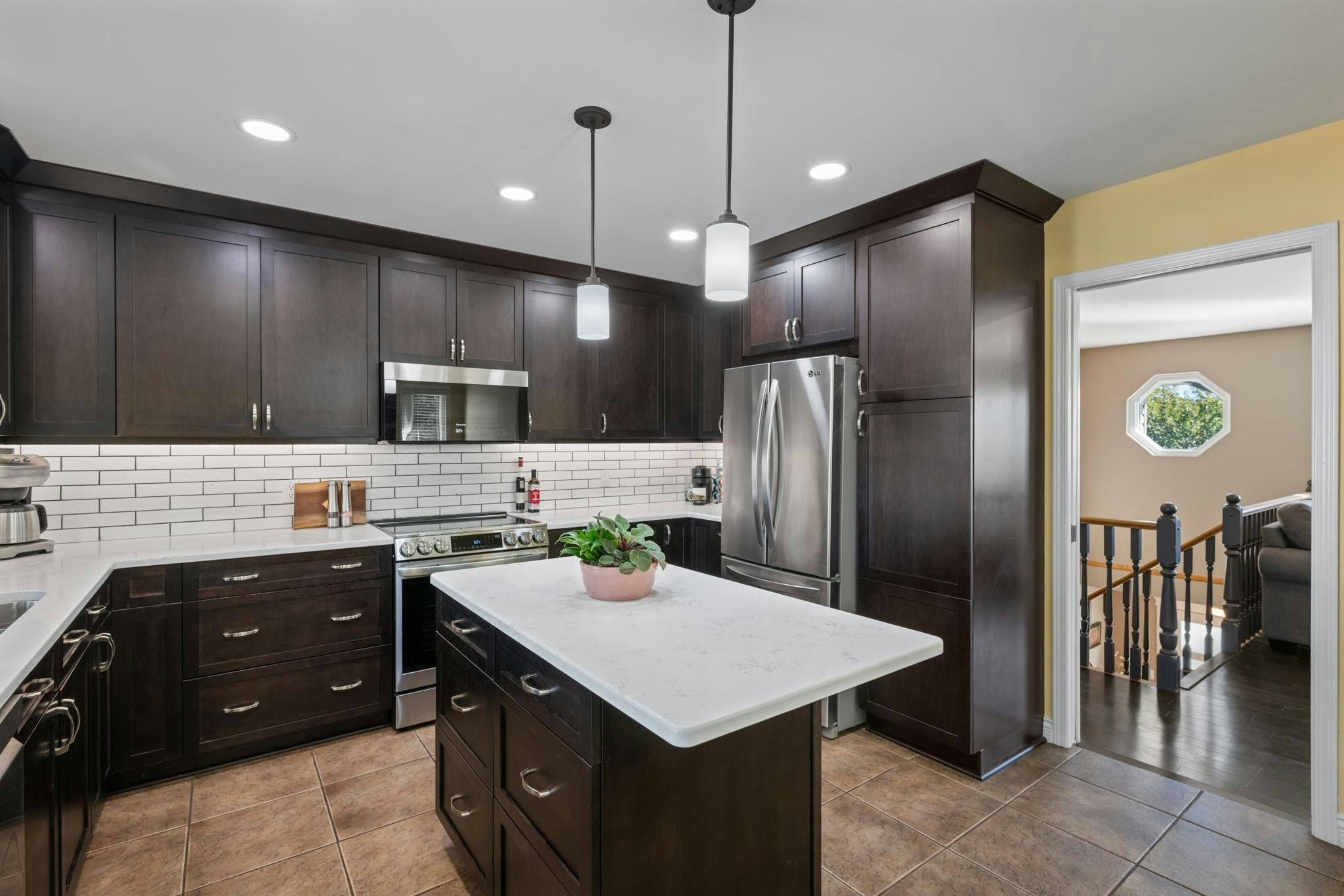 22209 Old Yale Road, Langley, BC, V2Z 1B2 - 9