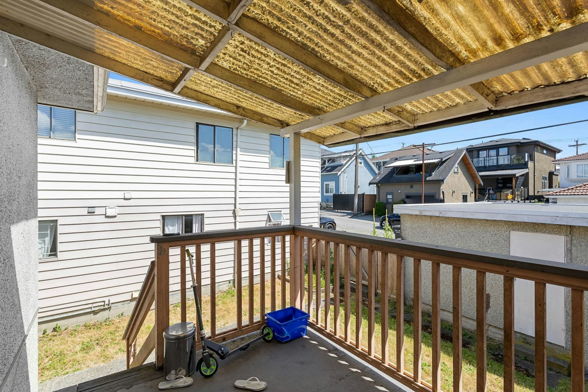 3186 E 28th Avenue, Vancouver, BC, V5R 1S7 - 35
