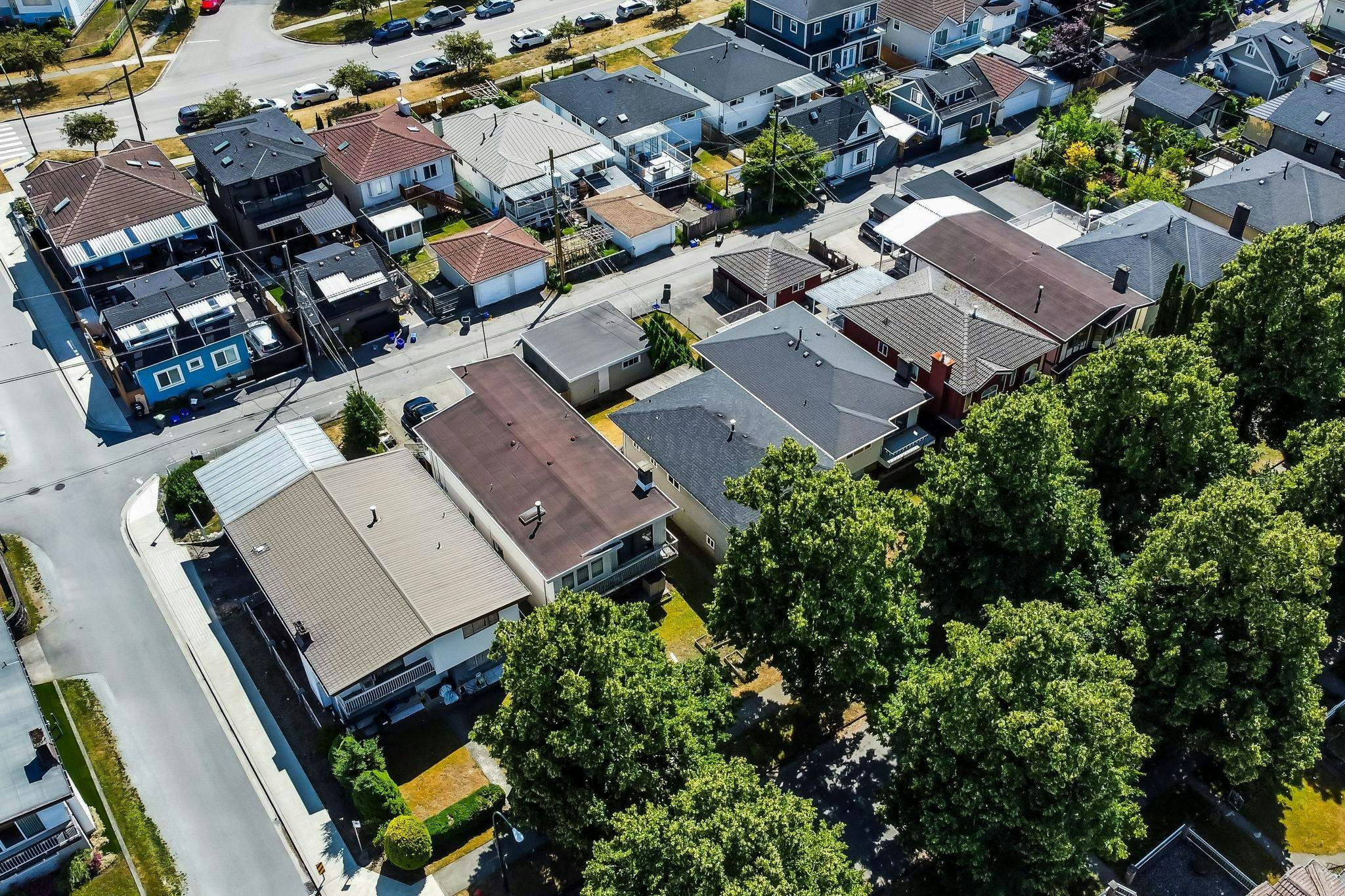 3186 E 28th Avenue, Vancouver, BC, V5R 1S7 - 36