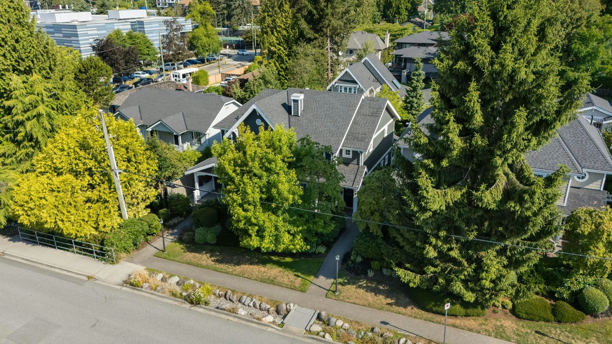 2071 Esquimalt Avenue, West Vancouver, BC, V7V 1S3 - 38