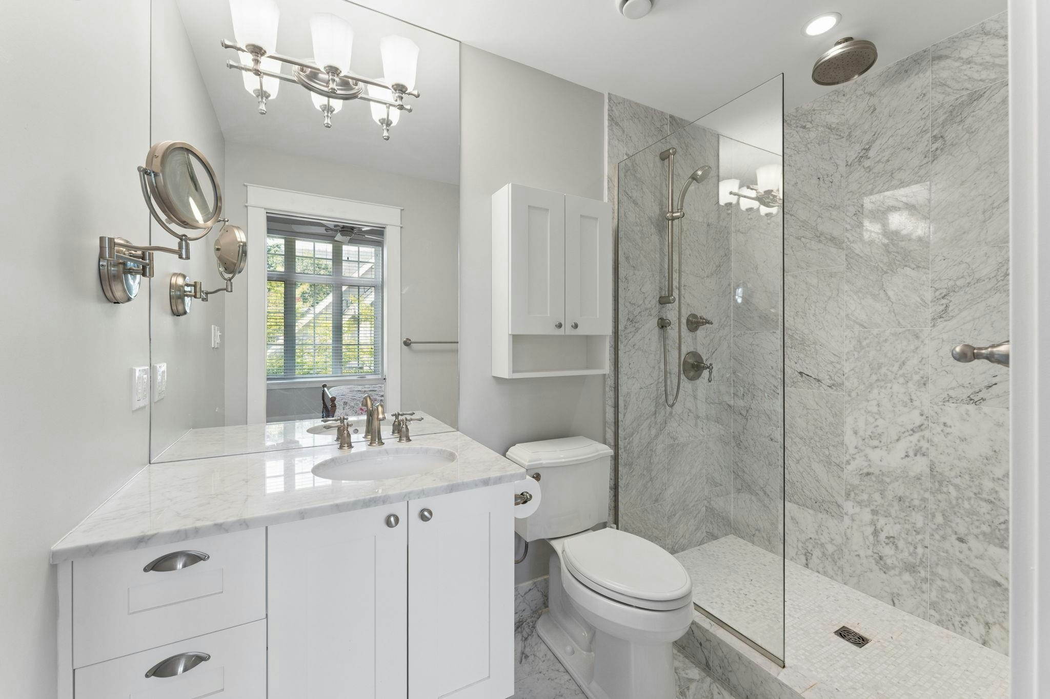 2071 Esquimalt Avenue, West Vancouver, BC, V7V 1S3 - 23