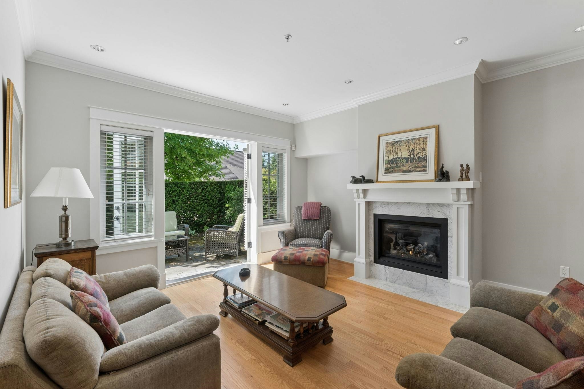 2071 Esquimalt Avenue, West Vancouver, BC, V7V 1S3 - 3