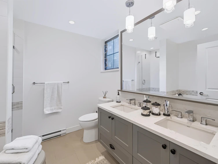 A209-20487 65 Avenue, Langley, BC, V2Y 2H1 - 20