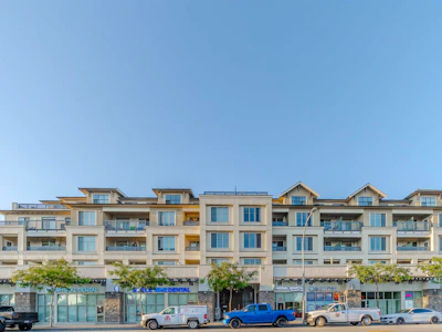 A209-20487 65 Avenue - 3