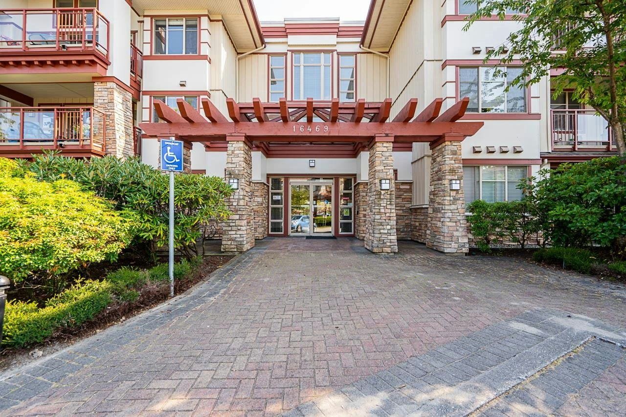 204-16469 64 Avenue, Surrey, BC, V3S 6V7 - 37