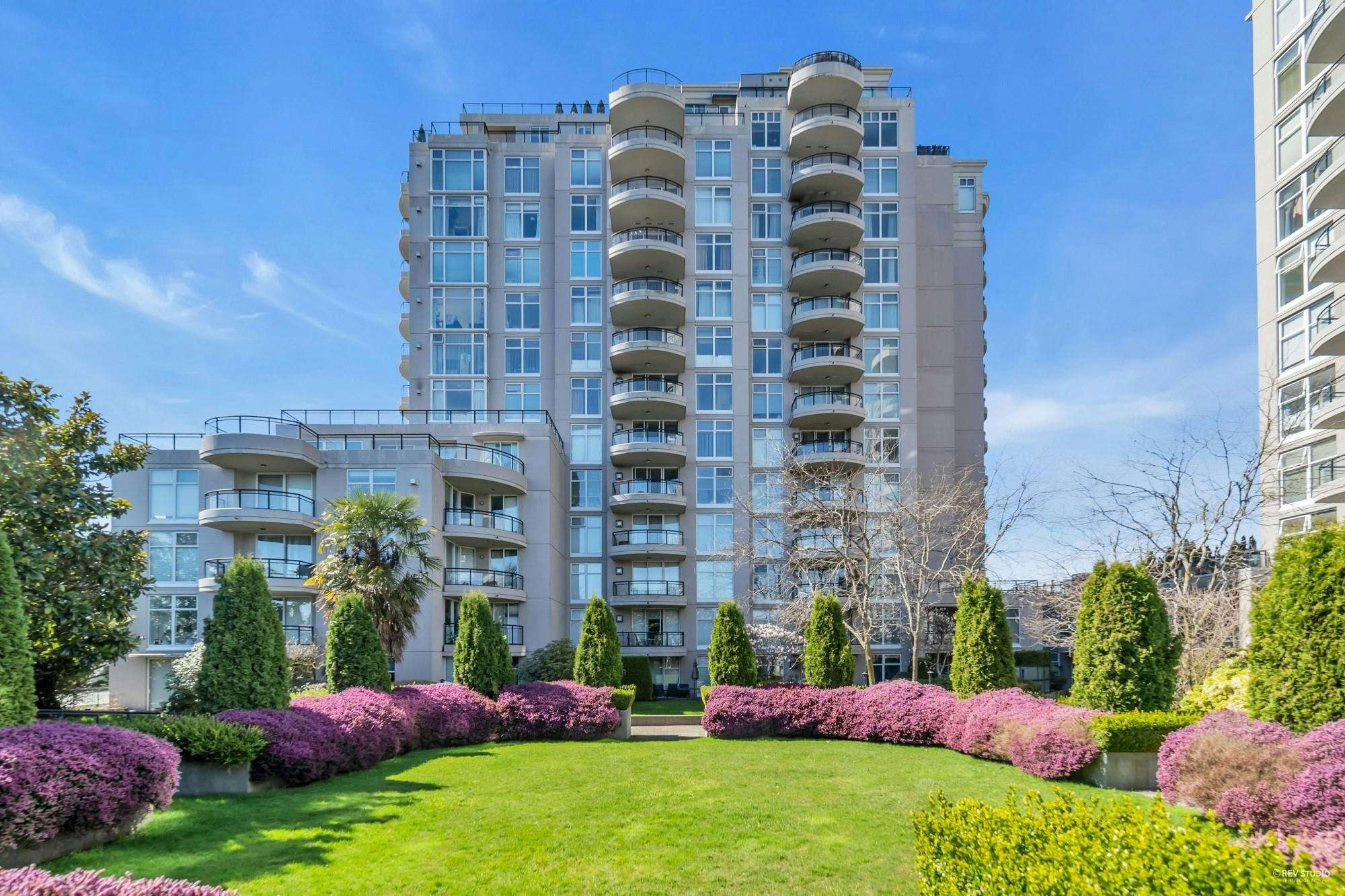 1106-8460 Granville Avenue, Richmond, BC, V6Y 1P6