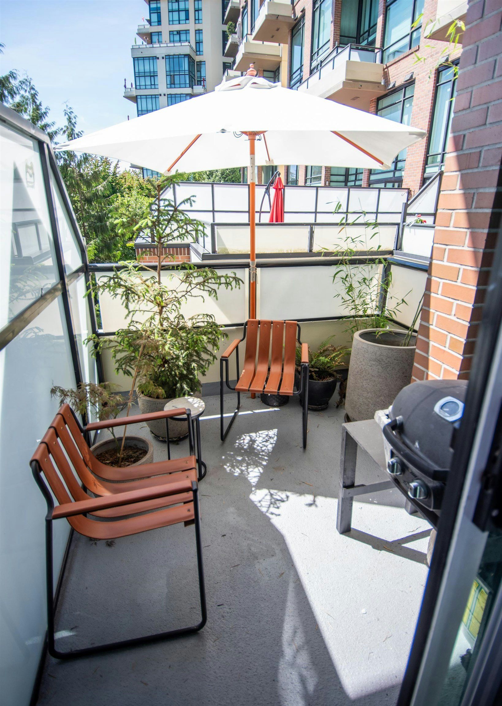 211-10 Renaissance Square, New Westminster, BC, V3M 7B1 - 28