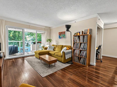 205-825 E 7th Avenue - 4