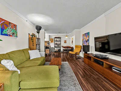 205-825 E 7th Avenue - 2