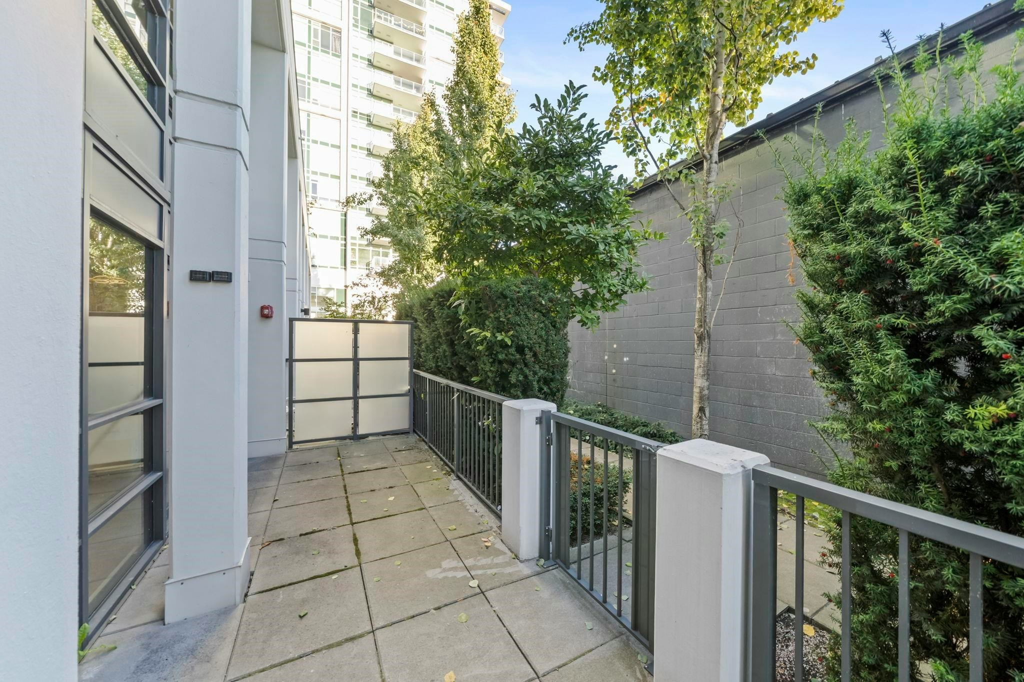105-2378 Alpha Avenue, Burnaby, BC, V5C 0K2 - 30