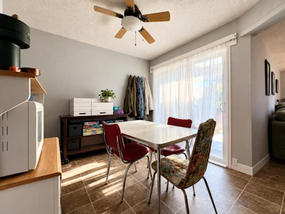 9-45720 Victoria Avenue - 3