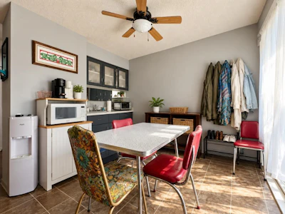9-45720 Victoria Avenue - 4
