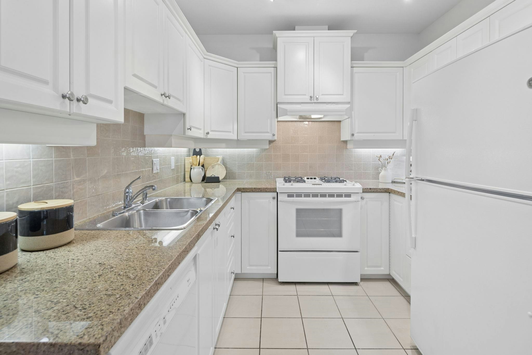 106-3088 W 41st Avenue, Vancouver, BC, V6N 3C9 - 9