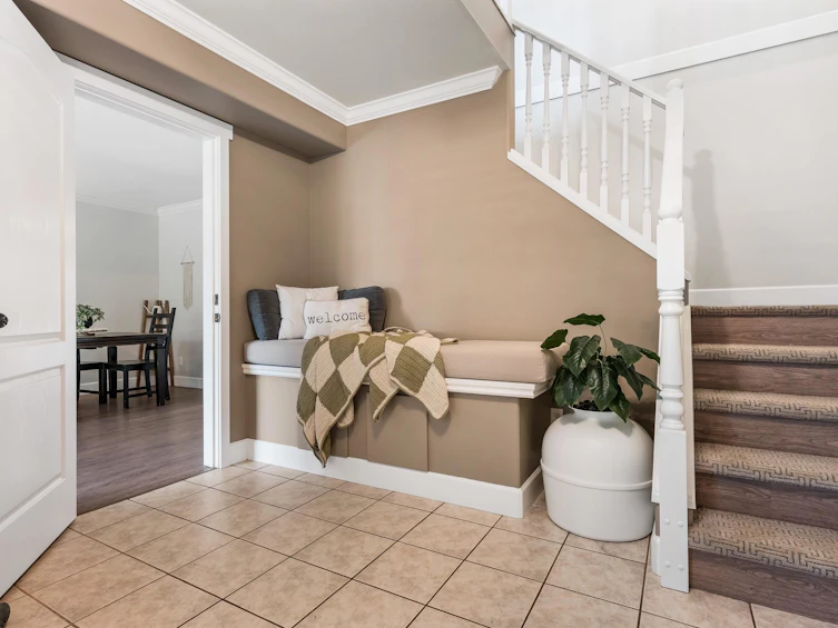 46272 Ranchero Drive, Chilliwack, BC, V2R 3Z6 - 2