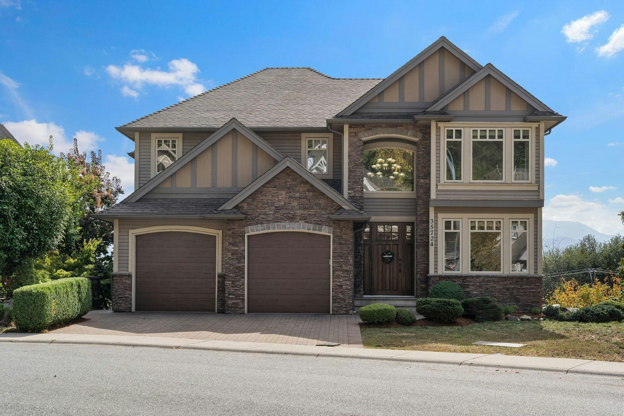 35724 Zanatta Place, Abbotsford, BC, V3G 0B4