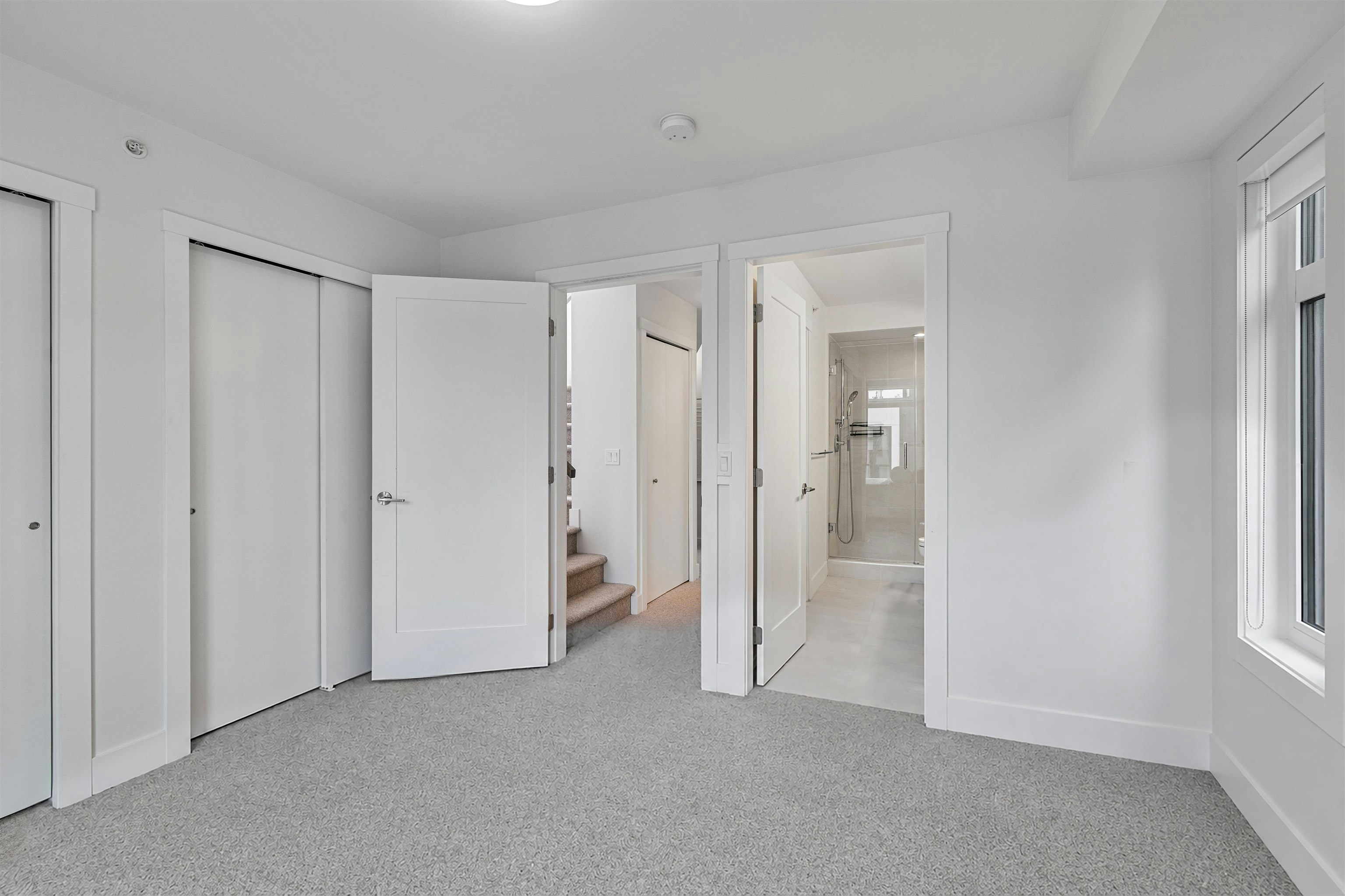 7615 Yukon Street, Vancouver, BC, V5X 2Y4 - 14