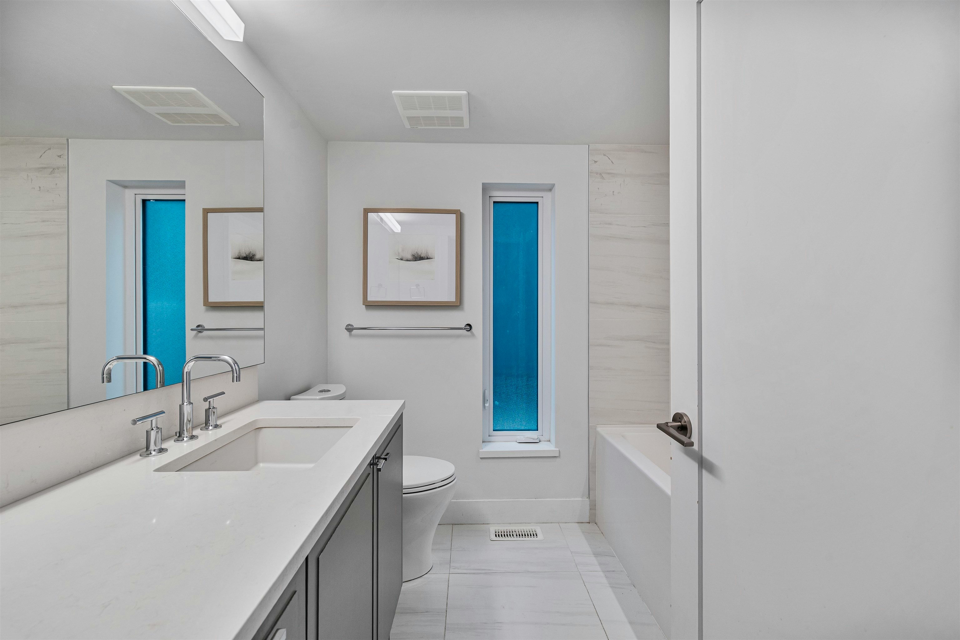 7615 Yukon Street, Vancouver, BC, V5X 2Y4 - 24