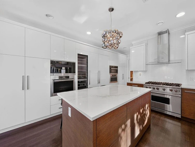 1568 W 32nd Avenue, Vancouver, BC, V6J 3A6 - 11