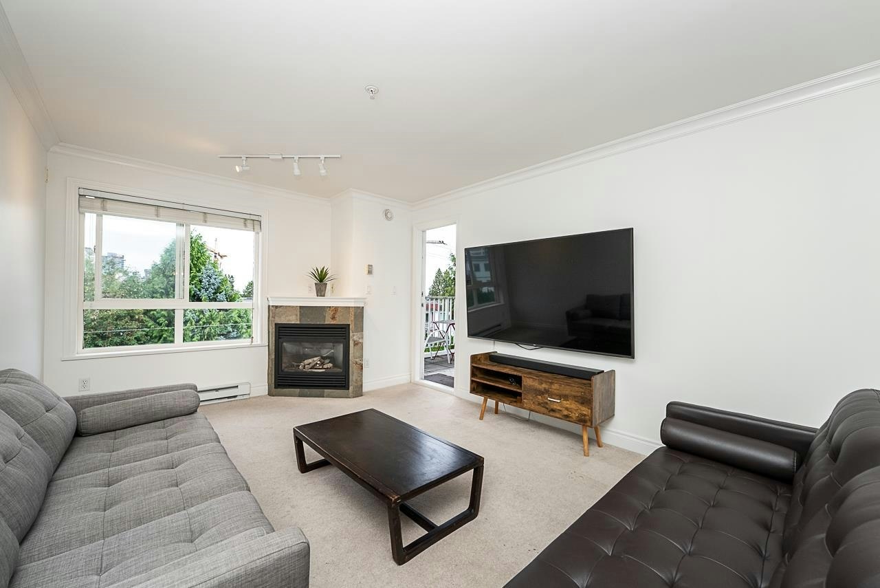 302-128 W 21st Street, North Vancouver, BC, V7M 1Y9 - 6
