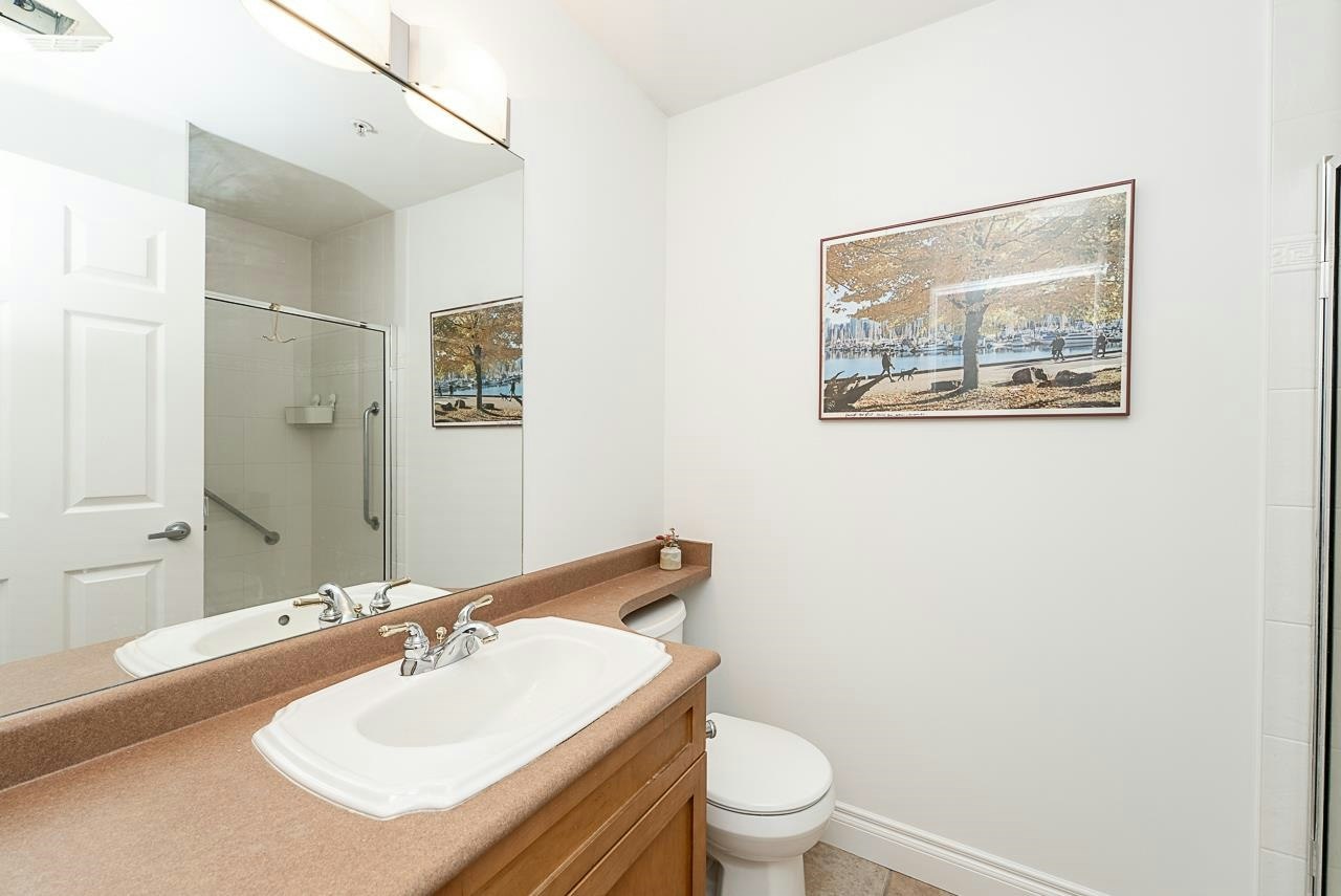 302-128 W 21st Street, North Vancouver, BC, V7M 1Y9 - 25