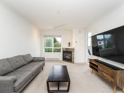 302-128 W 21st Street - 5