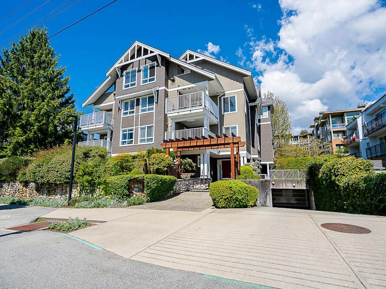 302-128 W 21st Street, North Vancouver, BC, V7M 1Y9