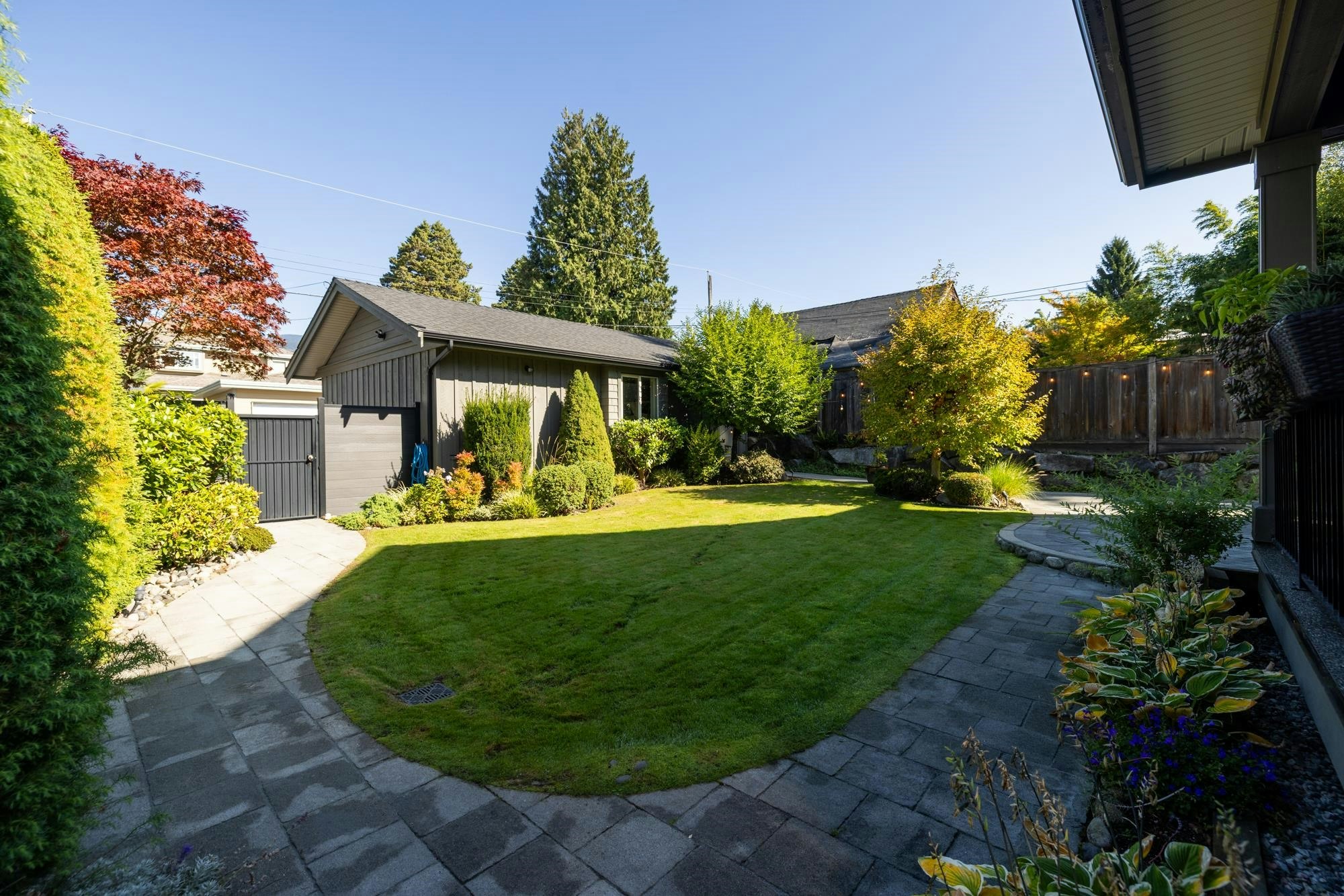 358 W 15th Street, North Vancouver, BC, V7M 1S5 - 27