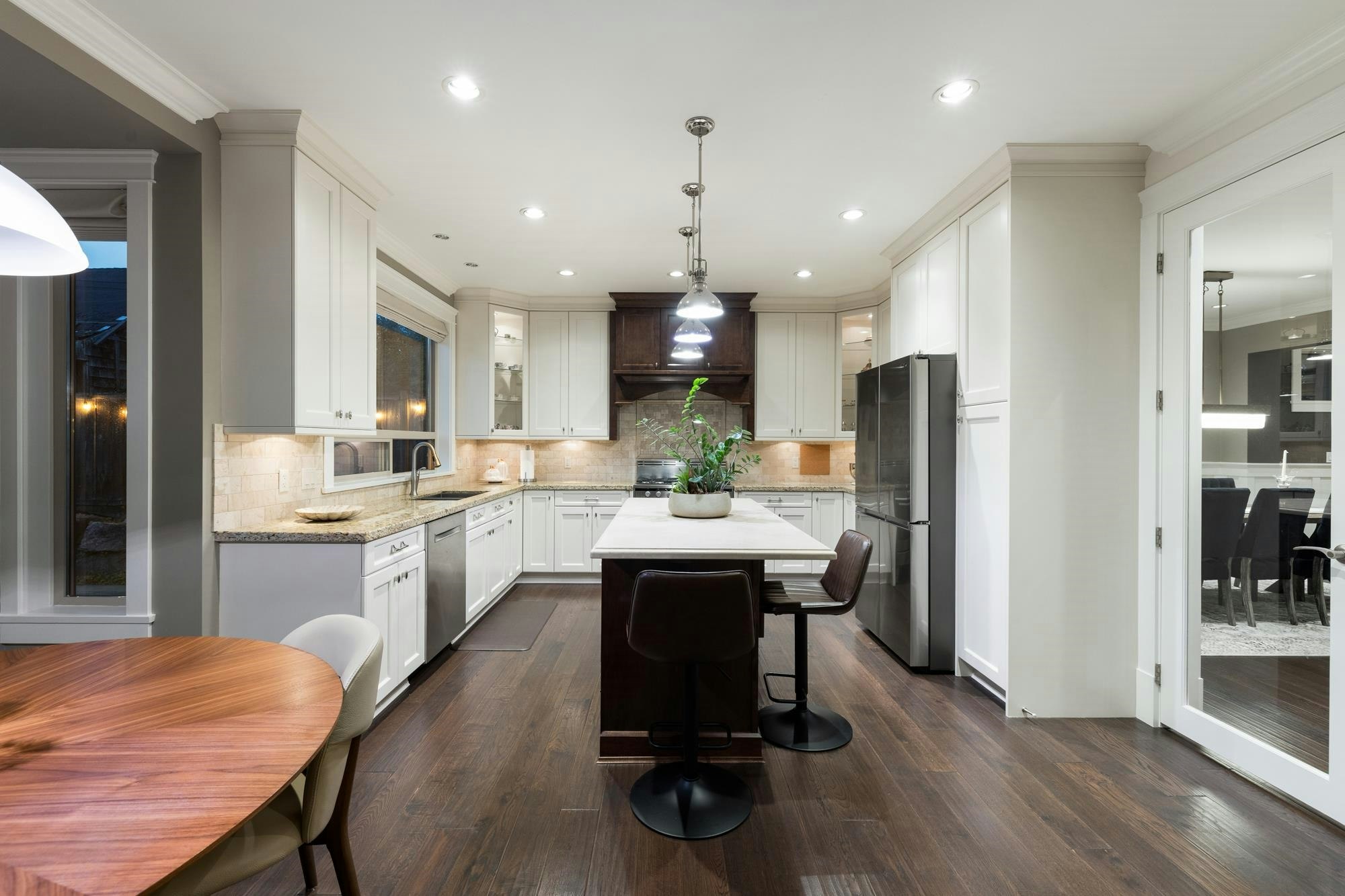 358 W 15th Street, North Vancouver, BC, V7M 1S5 - 11