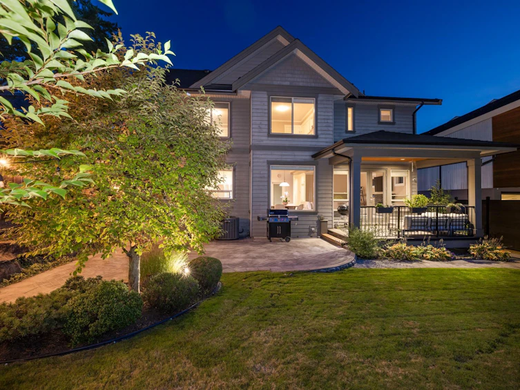 358 W 15th Street, North Vancouver, BC, V7M 1S5 - 36