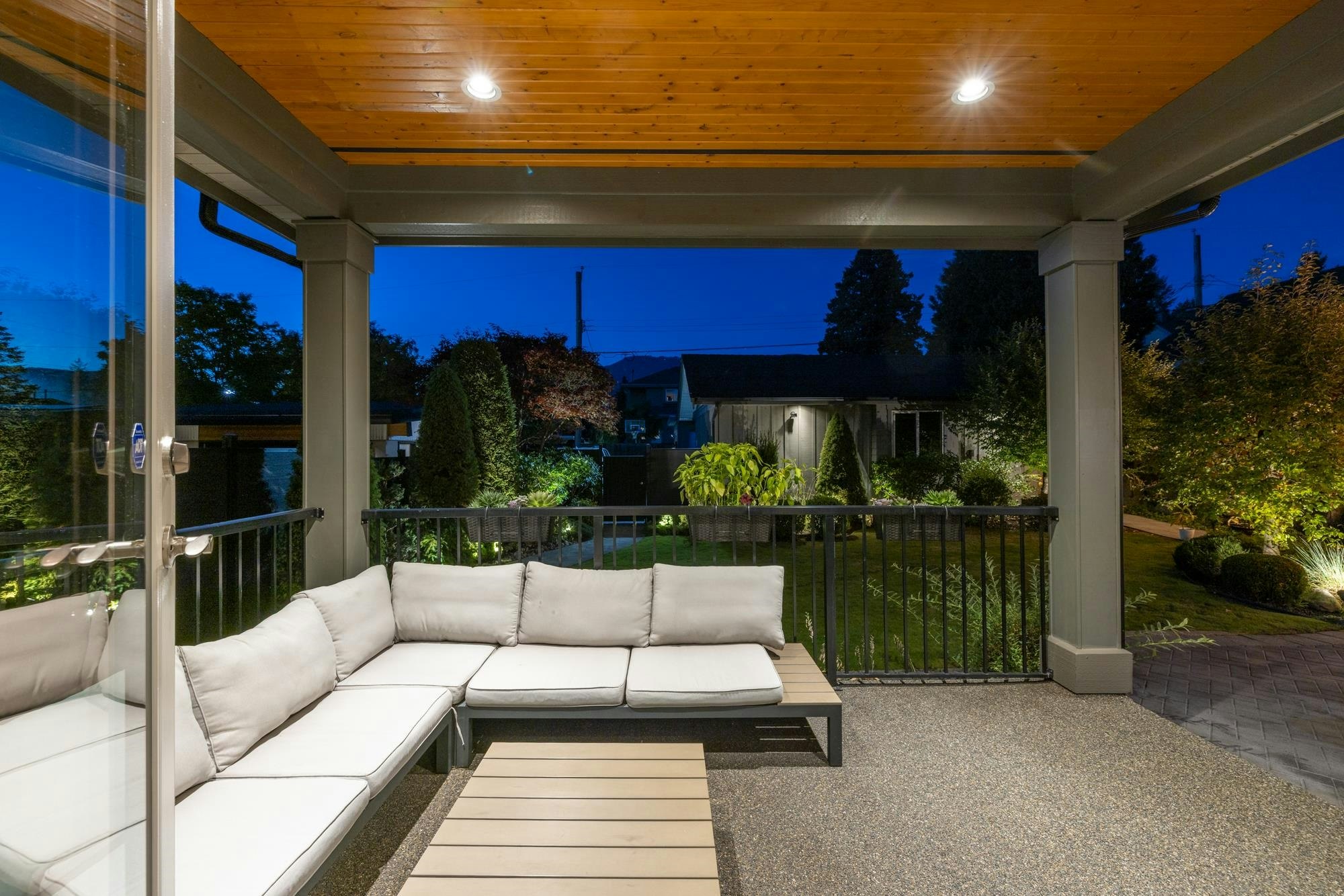 358 W 15th Street, North Vancouver, BC, V7M 1S5 - 30