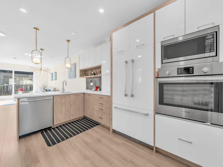 13-9800 Granville Avenue, Richmond, BC, V6Y 1R3 - 4