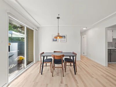 1-7110 Barnet Road - 3