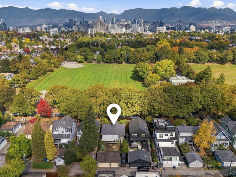840 W 22nd Avenue, Vancouver, BC, V5Z 1Z9 - 5
