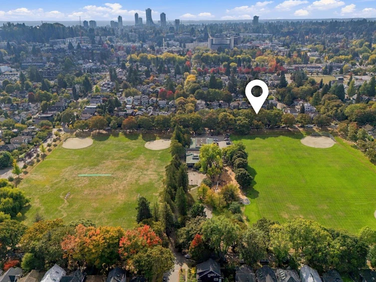 840 W 22nd Avenue, Vancouver, BC, V5Z 1Z9 - 8