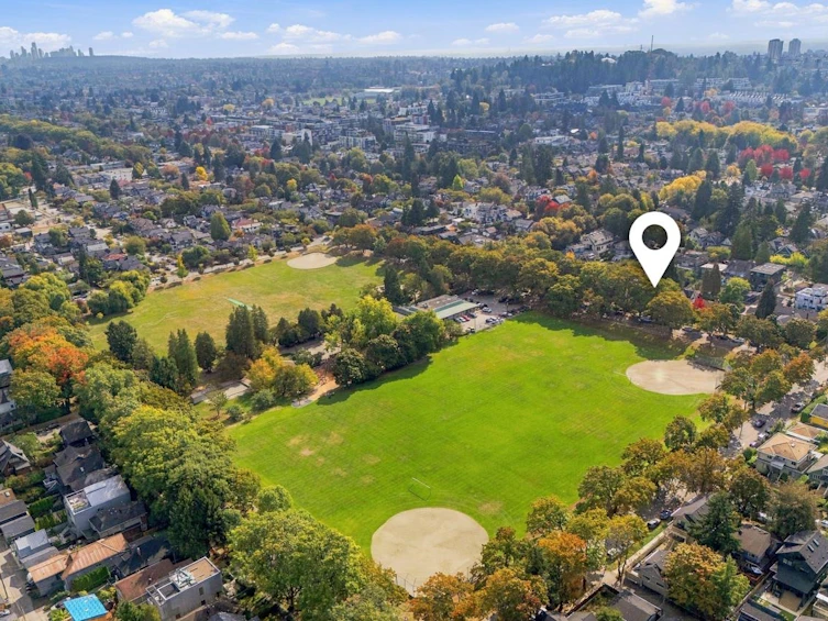 840 W 22nd Avenue, Vancouver, BC, V5Z 1Z9 - 9