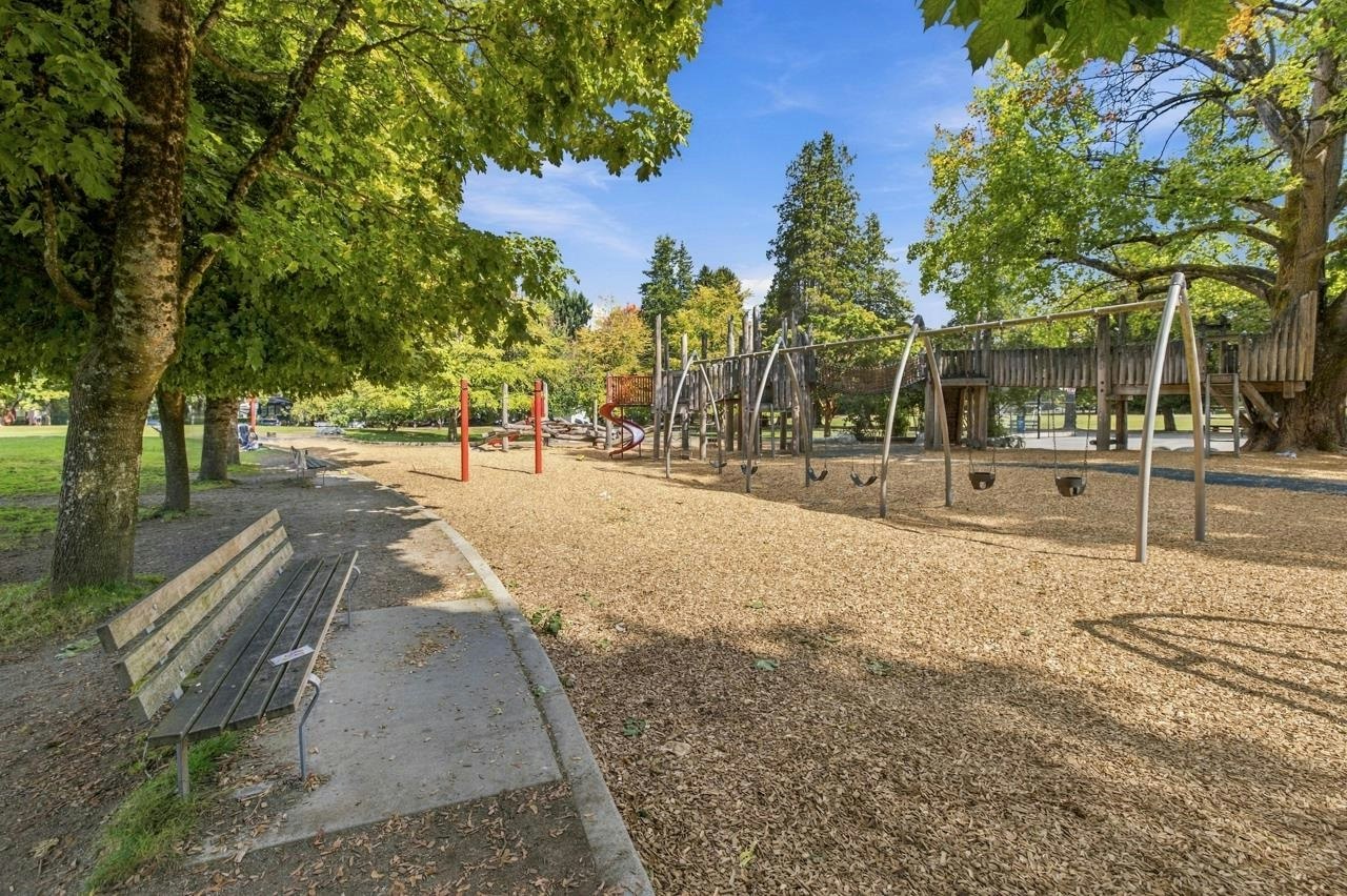 840 W 22nd Avenue, Vancouver, BC, V5Z 1Z9 - 13