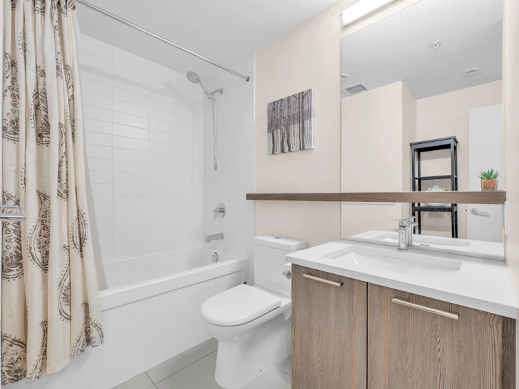 303-625 E 3rd Street, North Vancouver, BC, V7L 0G3 - 17
