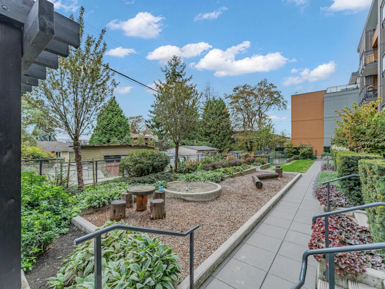 303-625 E 3rd Street, North Vancouver, BC, V7L 0G3 - 28