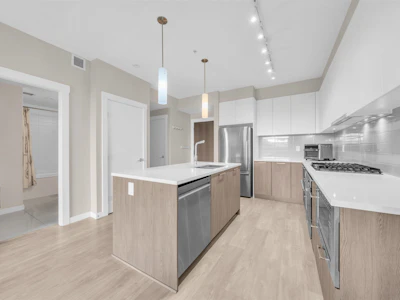 303-625 E 3rd Street - 4