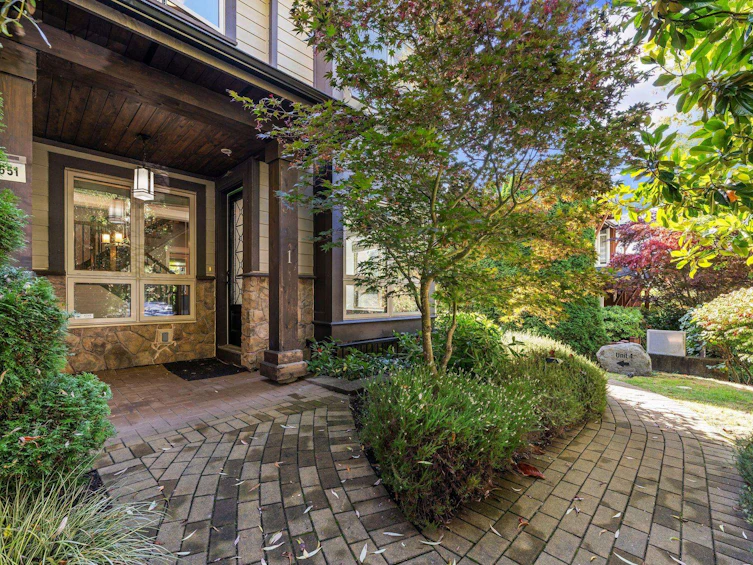 1-651 W 14th Street, North Vancouver, BC, V7M 1R3