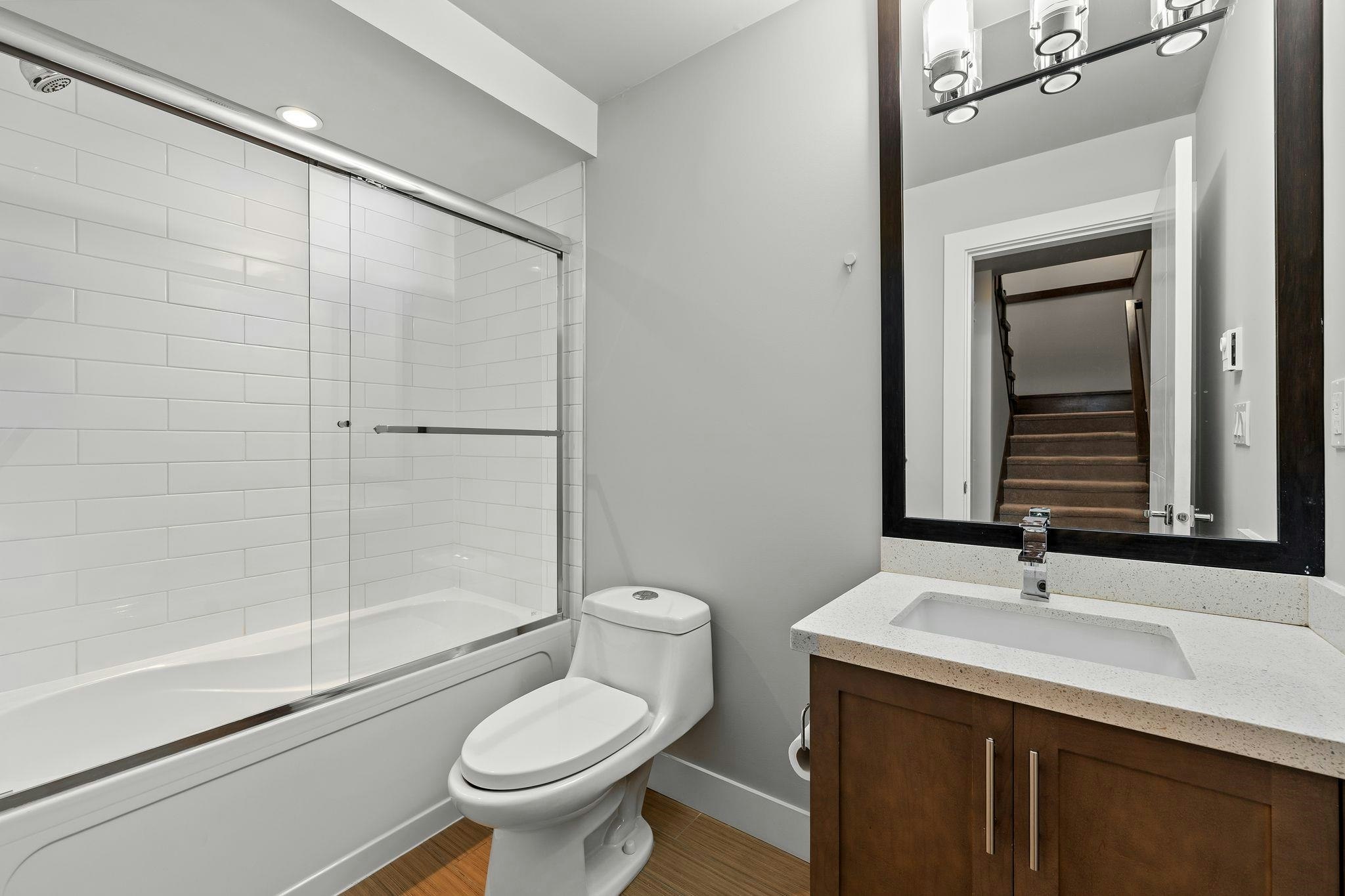 1-651 W 14th Street, North Vancouver, BC, V7M 1R3 - 26