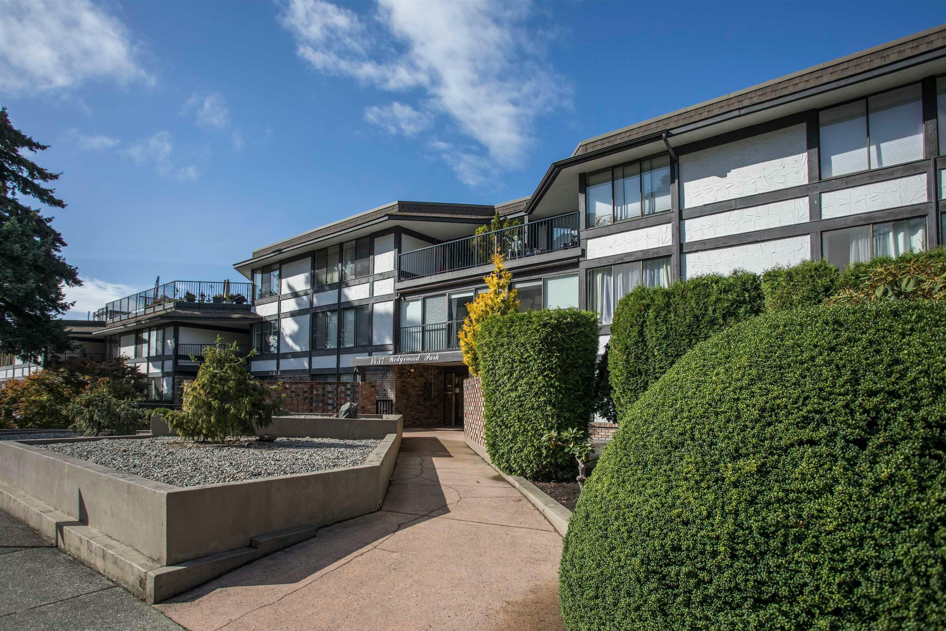 310-1437 Foster Street, Surrey, BC, V4B 3X6