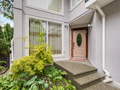 3315 Plateau Boulevard - 2