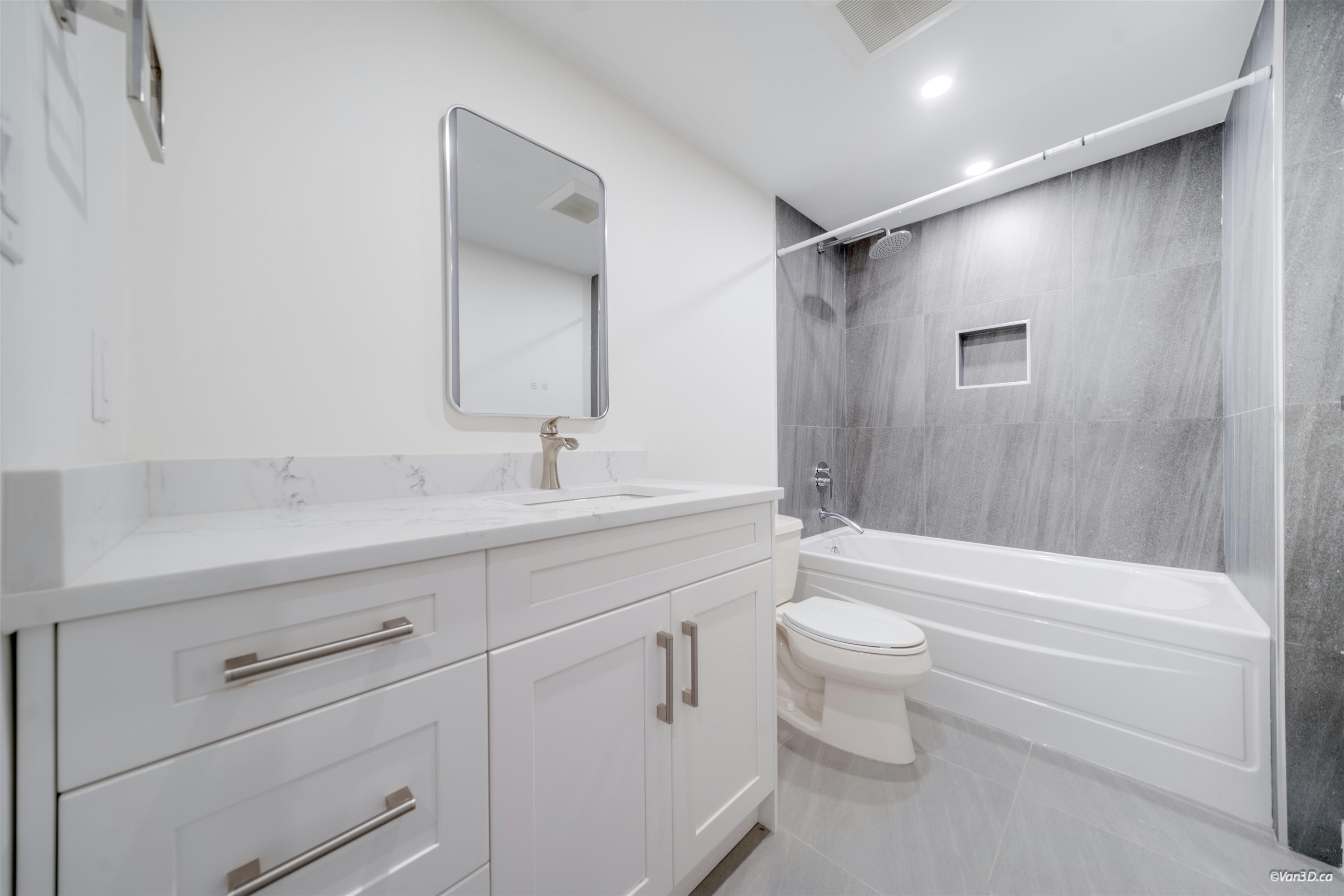 2862 Helc Place, Surrey, BC, V3Z 0C6 - 38