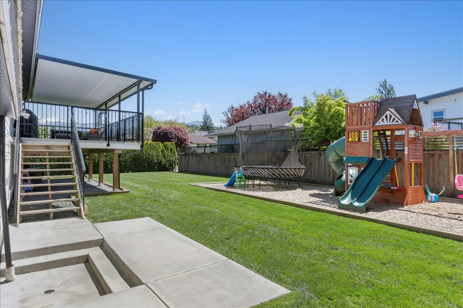 46520 Elliott Avenue, Chilliwack, BC, V2P 6L3 - 2