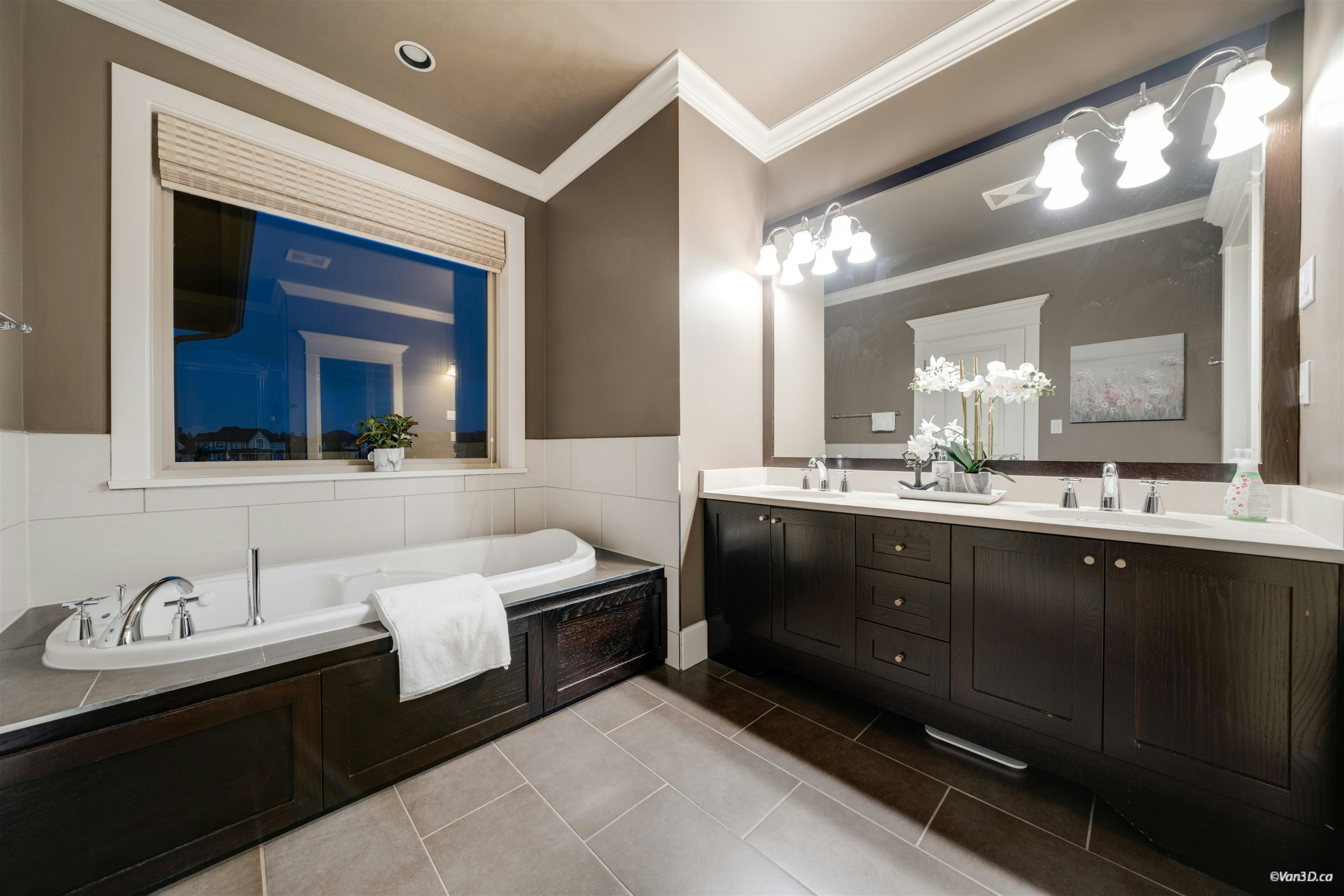 3928 159 Street, Surrey, BC, V3Z 0Y3 - 27