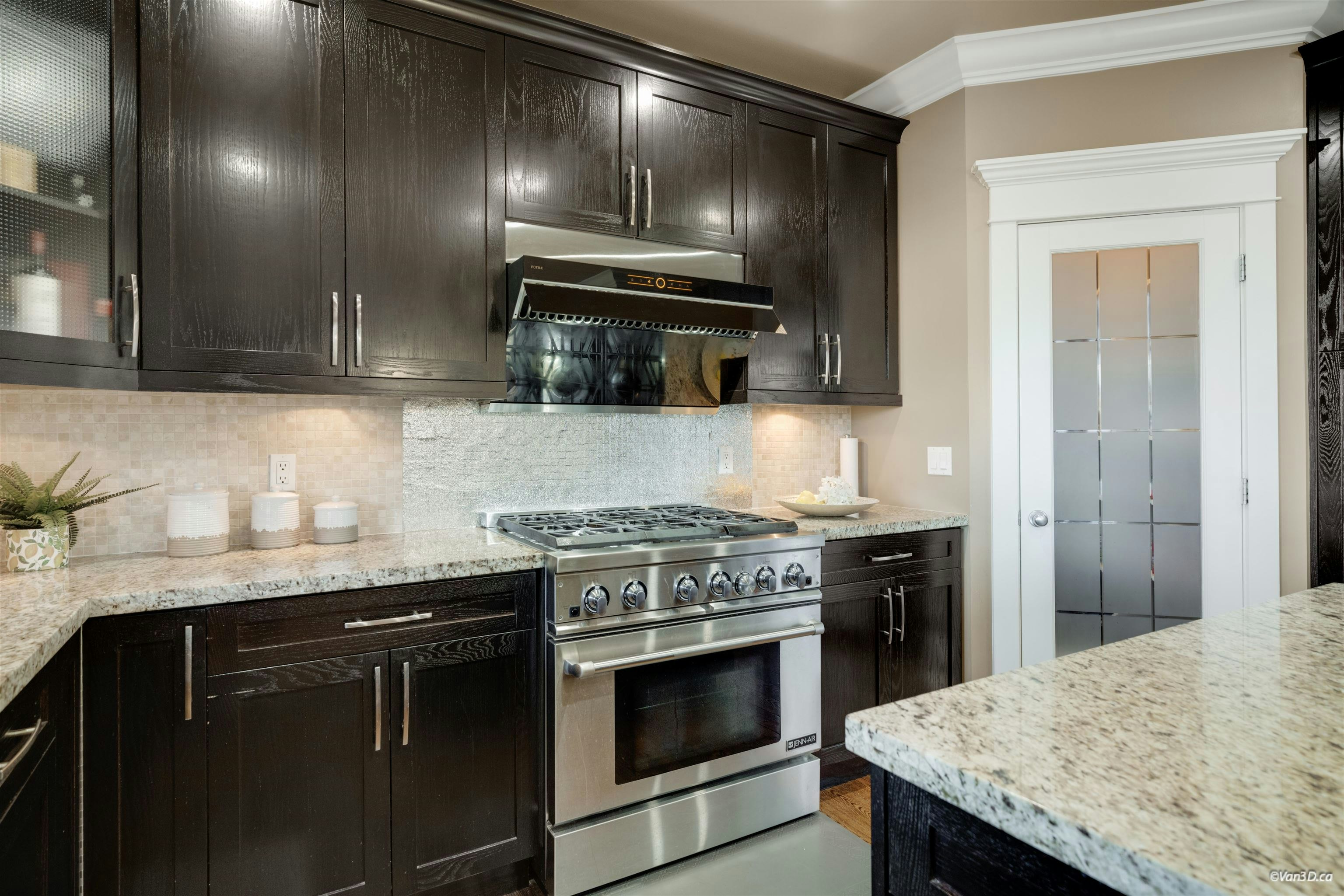 3928 159 Street, Surrey, BC, V3Z 0Y3 - 19