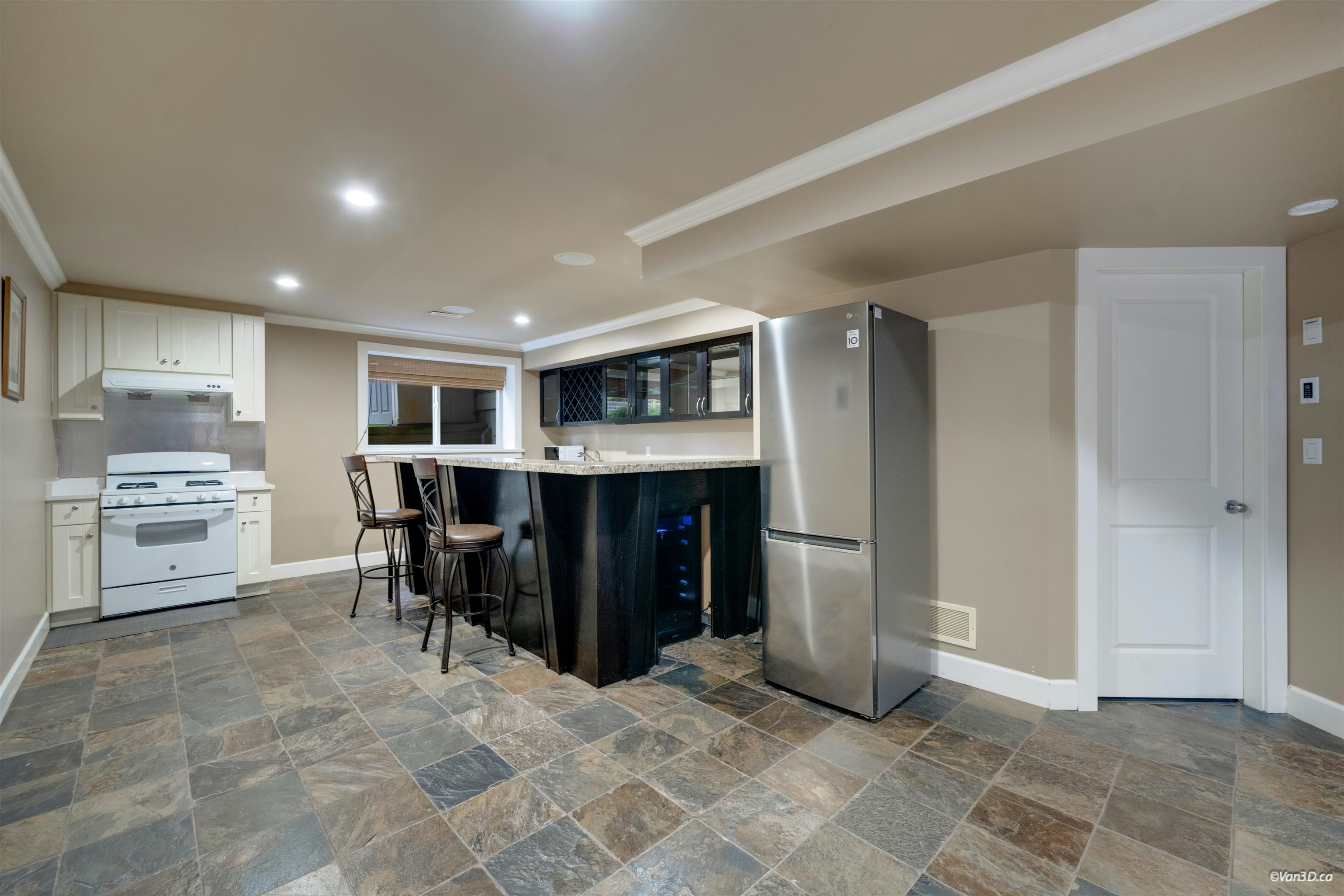 3928 159 Street, Surrey, BC, V3Z 0Y3 - 34