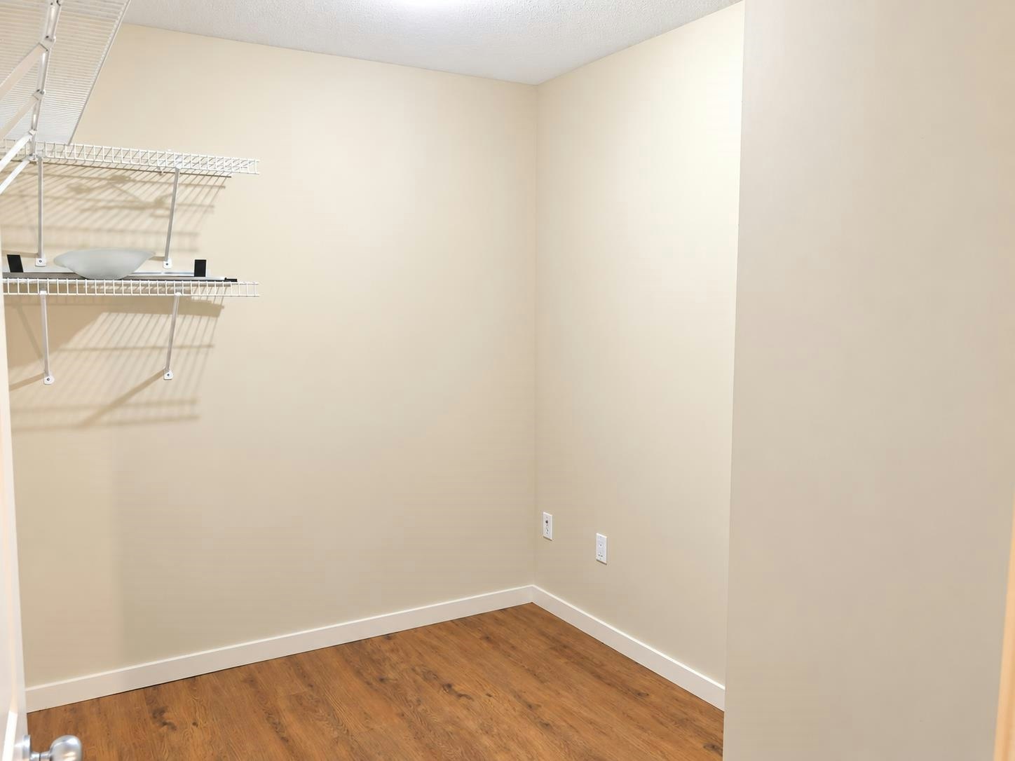 3F-10866 City Parkway, Surrey, BC, V3T 5W9 - 10